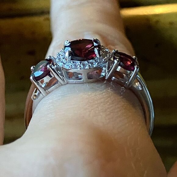 Natural Rhodolite Garnet Sterling Silver Ring Size 8.75 - Picture 2 of 9